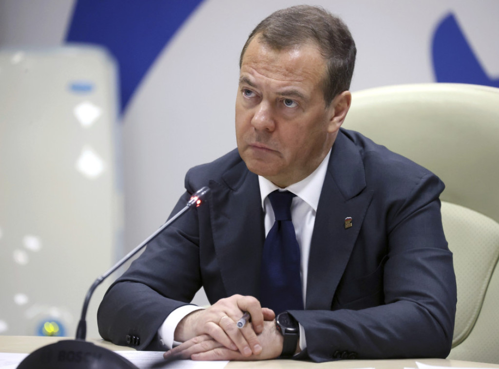 Medvedev: SAD i saveznici nastaviće da "truju život na planeti"