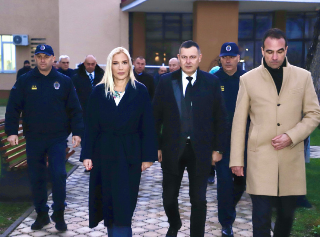 Ministarka Popović obišla Vaspitno-popravni dom u Kruševcu