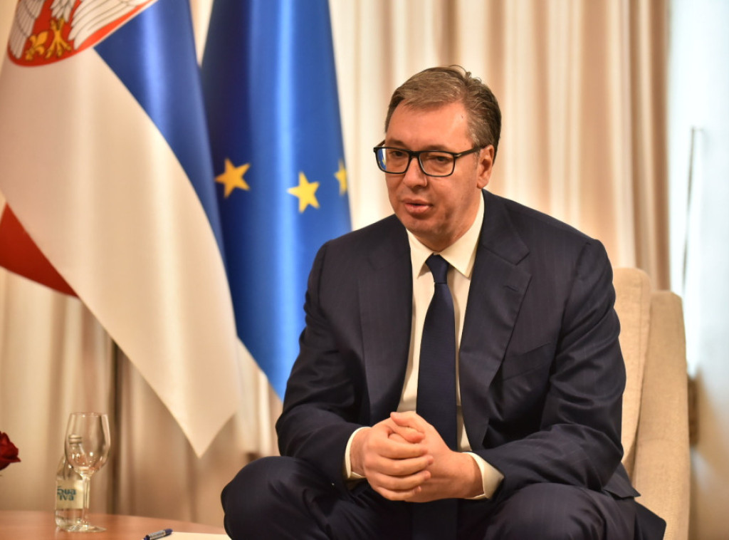 Vučić: Razgovarao sam sa Alijevim o svim važnim temama od interesa za Srbiju i Azerbejdžan