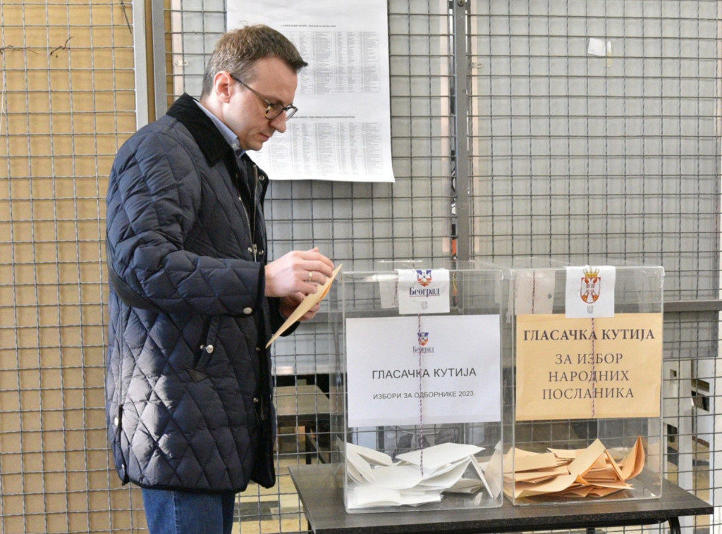 Petković: Na izborima se odlučuje da li će srpski narod ostati na svom KiM