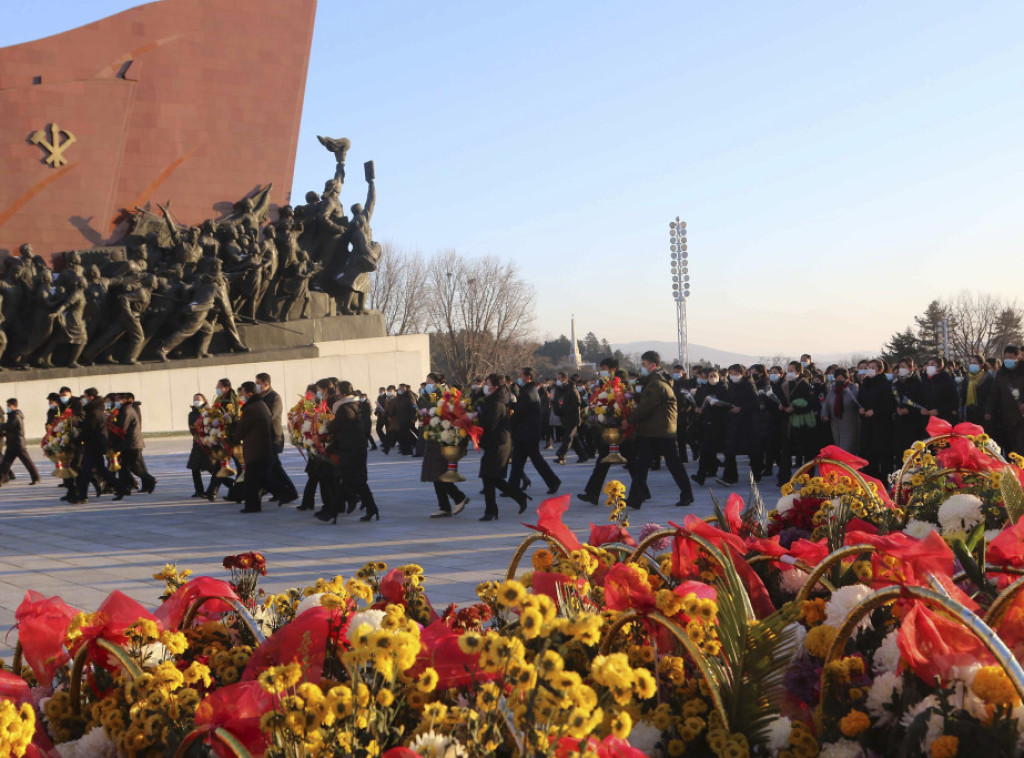 Južna Koreja: Severna Koreja ispalila raketu povodom 12. godišnjice smrti Kim Džong Ila