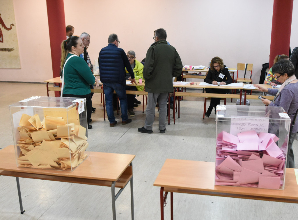 Polling stations for parliamentary, provincial and local elections close in Serbia