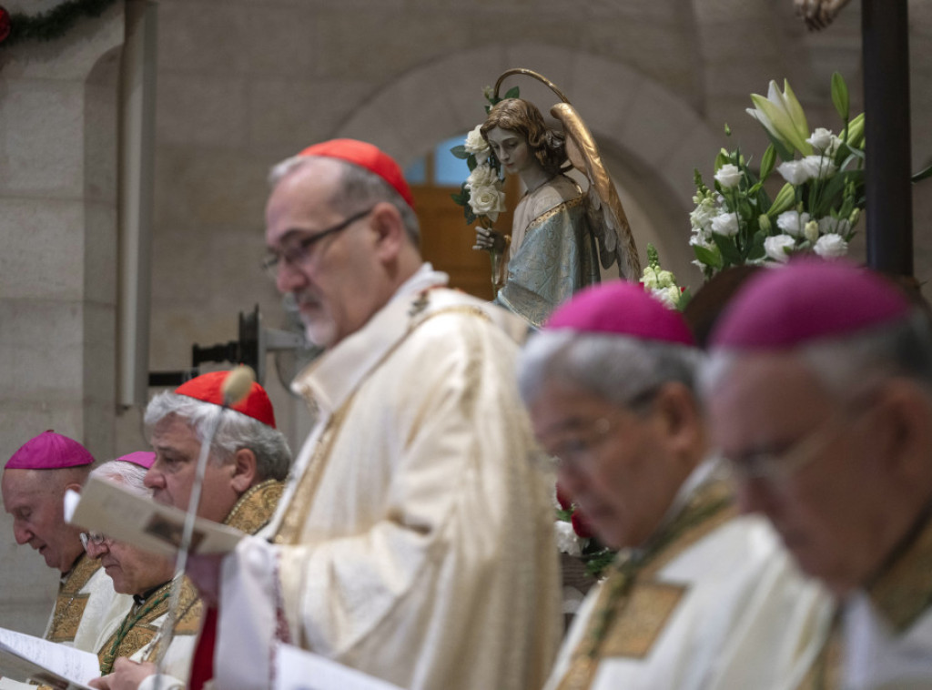 Danas se obeležava Božić po gregorijanskom kalendaru