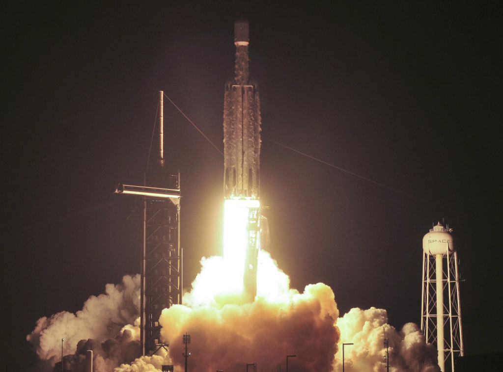SAD: Uspešno lansirana svemirska vojna letelica čija će misija trajati godinama