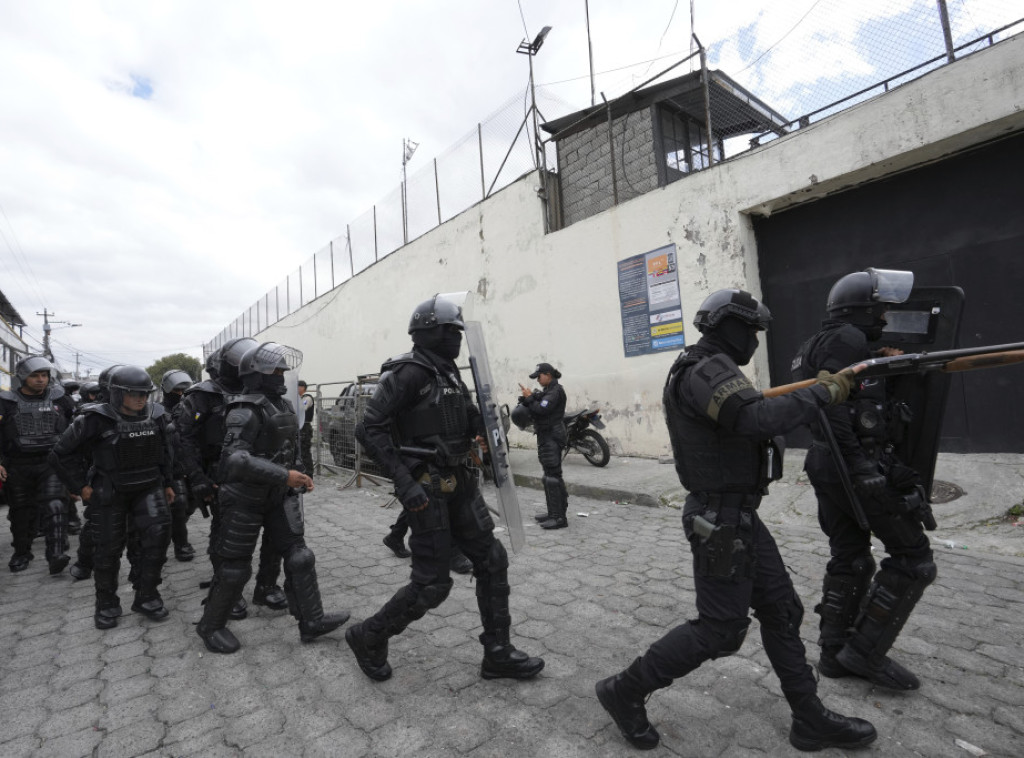 Predsednik Ekvadora potpisao dekret, proglašen unutrašnji oružani sukob