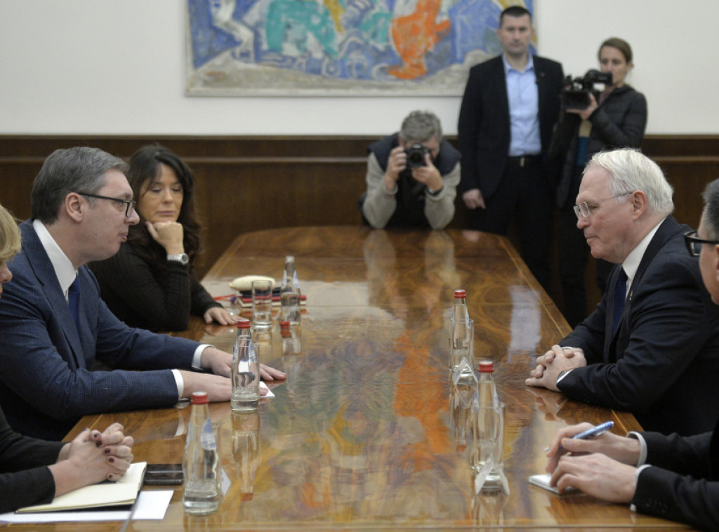 Vucic meets with US ambassador to Belgrade