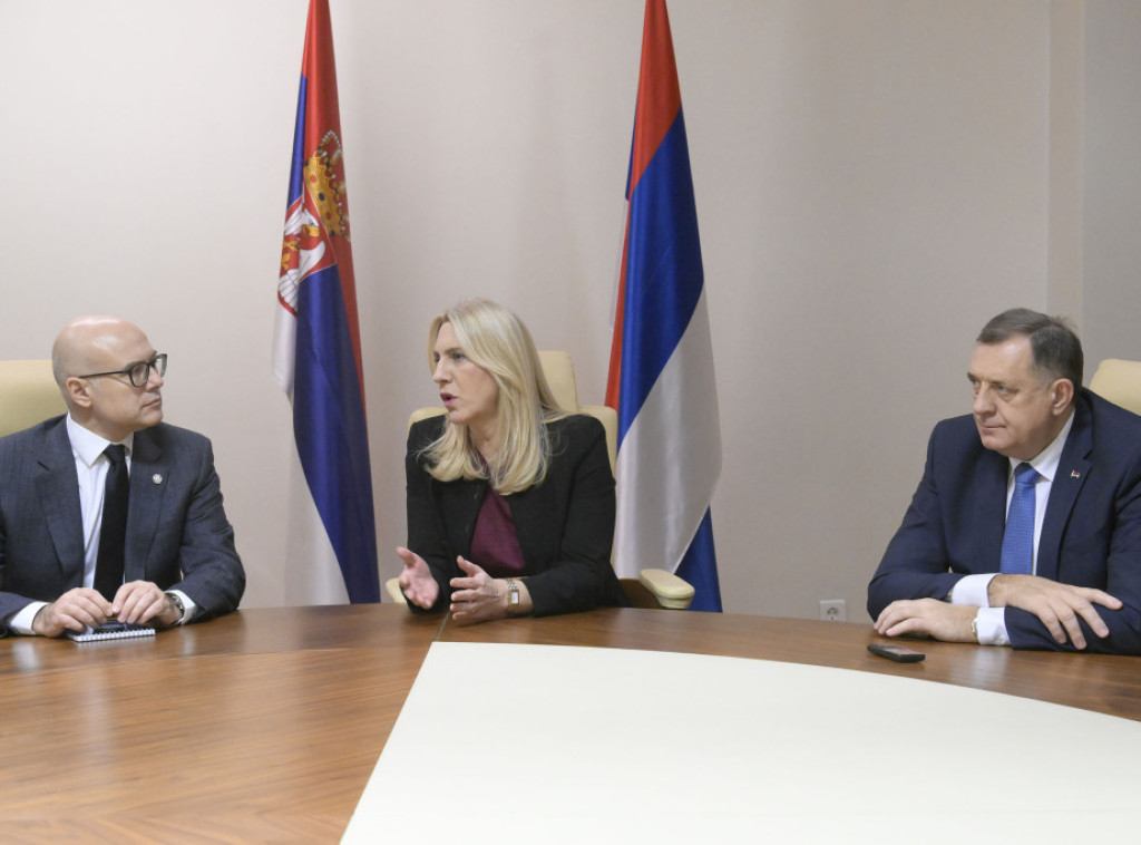 Vucevic meets with Cvijanovic, Dodik in East Sarajevo