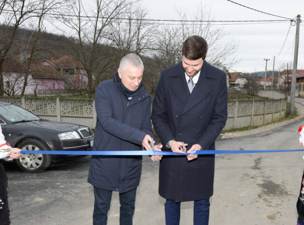 Otvorena nova saobraćajnica u Rekovcu, meštani dobili vezu sa državnim putevima