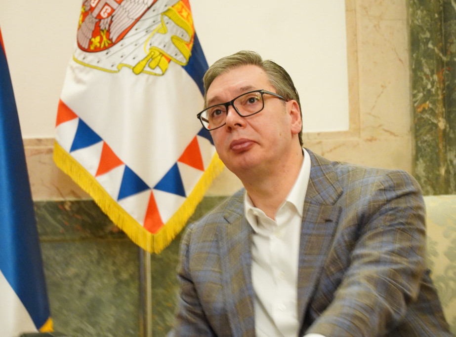 Aleksandar Vučić čestitao Pesah rabinu Isaku Asielu i jevrejskoj zajednici u Srbiji