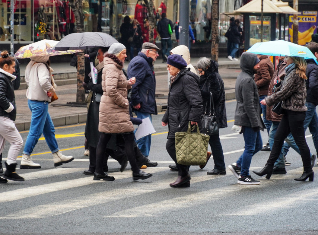 U Srbiji vreme oblačno sa slabom kišom, temperatura do 14 stepeni