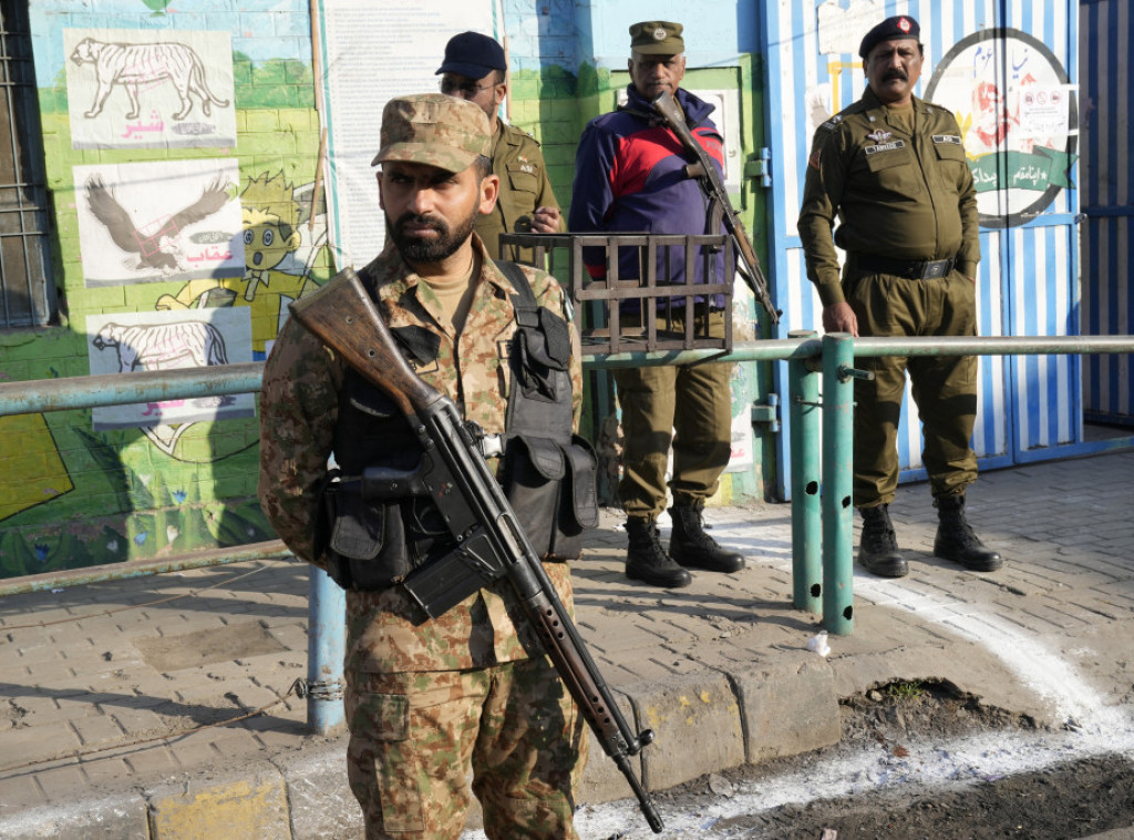 Najmanje pet osoba ubijeno u izbornom danu u Pakistanu