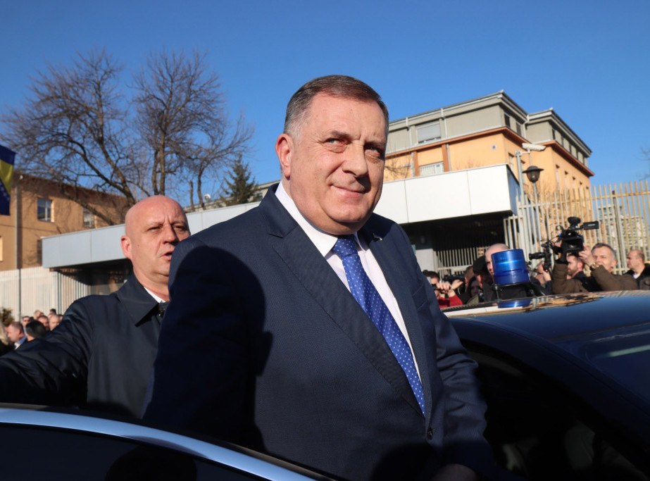 Saradnici iznenadili Dodika za rođendan