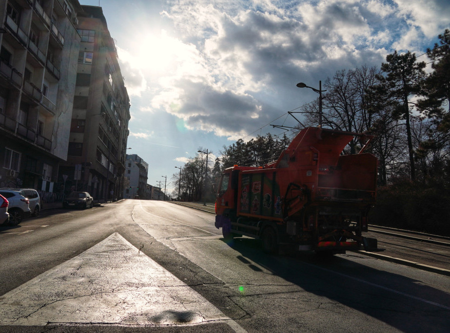 Danas umereno do potpuno oblačno vreme, temperatura do 18 stepeni