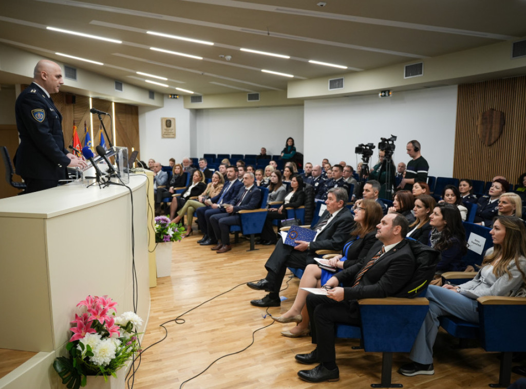 Državni sekretar Željko Brkić: Policija preventivnim radom obezbeđuje bezbednost naše dece