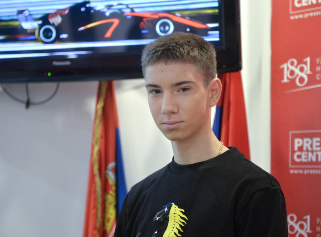 Andrija Kostić: Želim da postanem prvi Srbin u Formuli 1 i nasledim Hamiltona u Ferariju