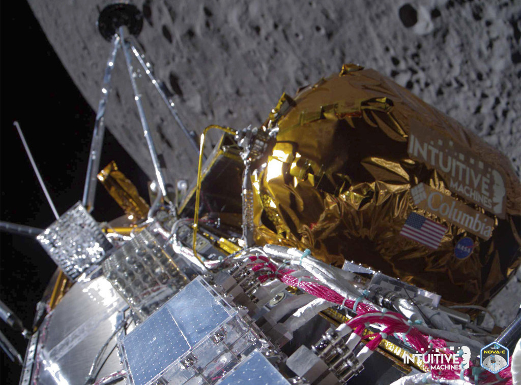 Američki lunarni lender "Odisej" sleteo na Mesec i počeo da šalje podatke