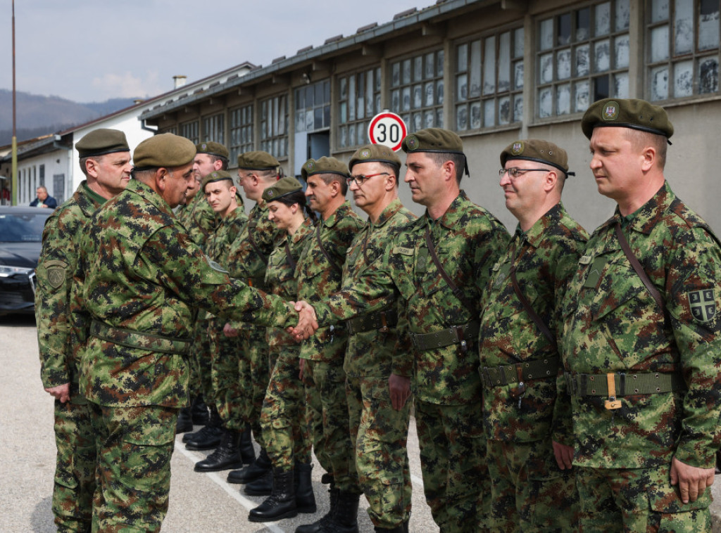 General Glišović obišao jedinice Vojske Srbije u Požegi