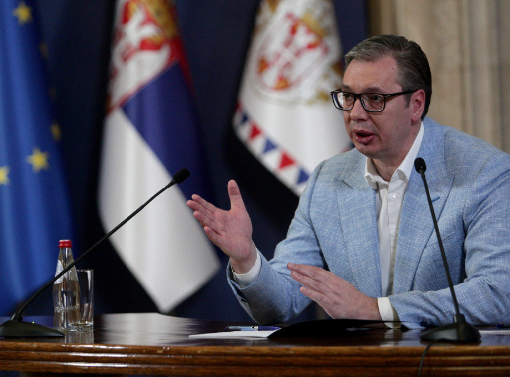 Vucic: We will examine place of residence change "phenomenon" in Germany