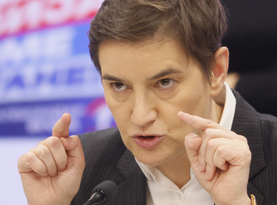 Ana Brnabić: ''Najstručnija među nama'' žena koja veruje u kemtrejls