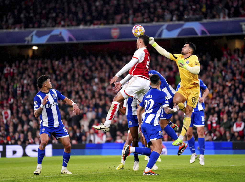 Fudbaleri Arsenala posle penala pobedili Porto i izborili četvrtfinale LŠ