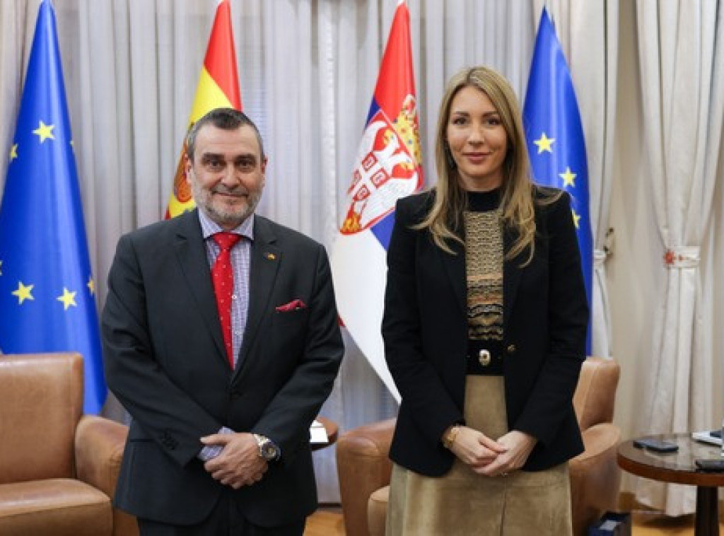 Đedović Handanović razgovarala sa španskim ambasadorom o energetskoj tranziciji