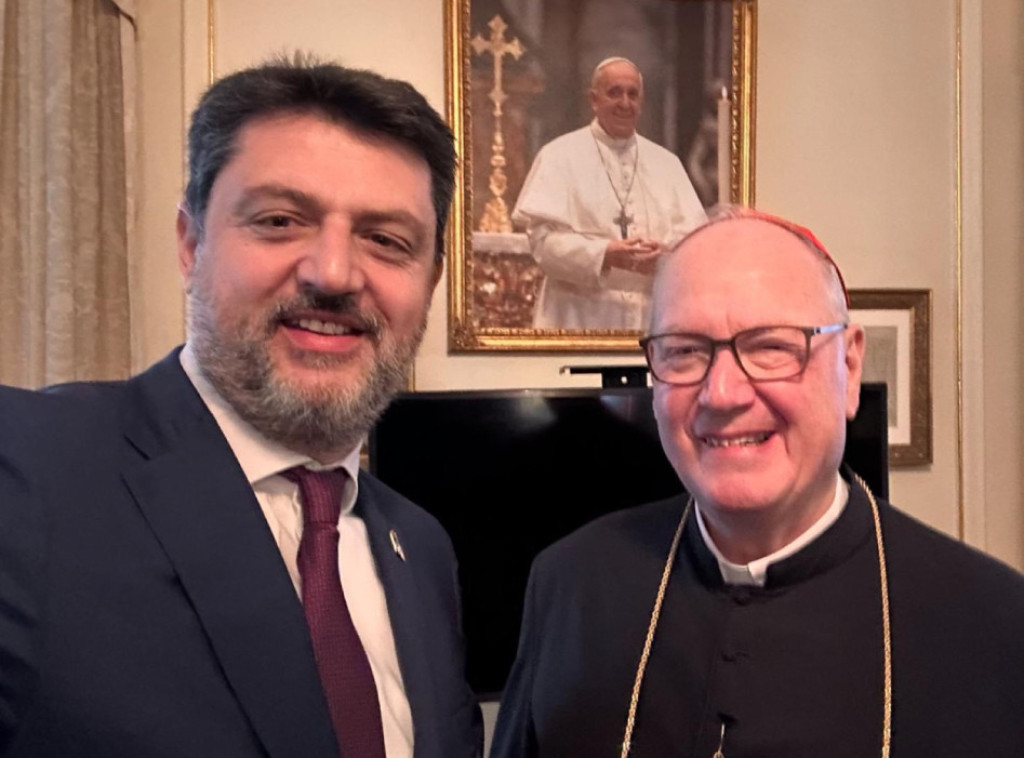 Božović: Nadbiskup njuorške nadbiskupije uputio pozdrave predsedniku Vučiću i patrijarhu