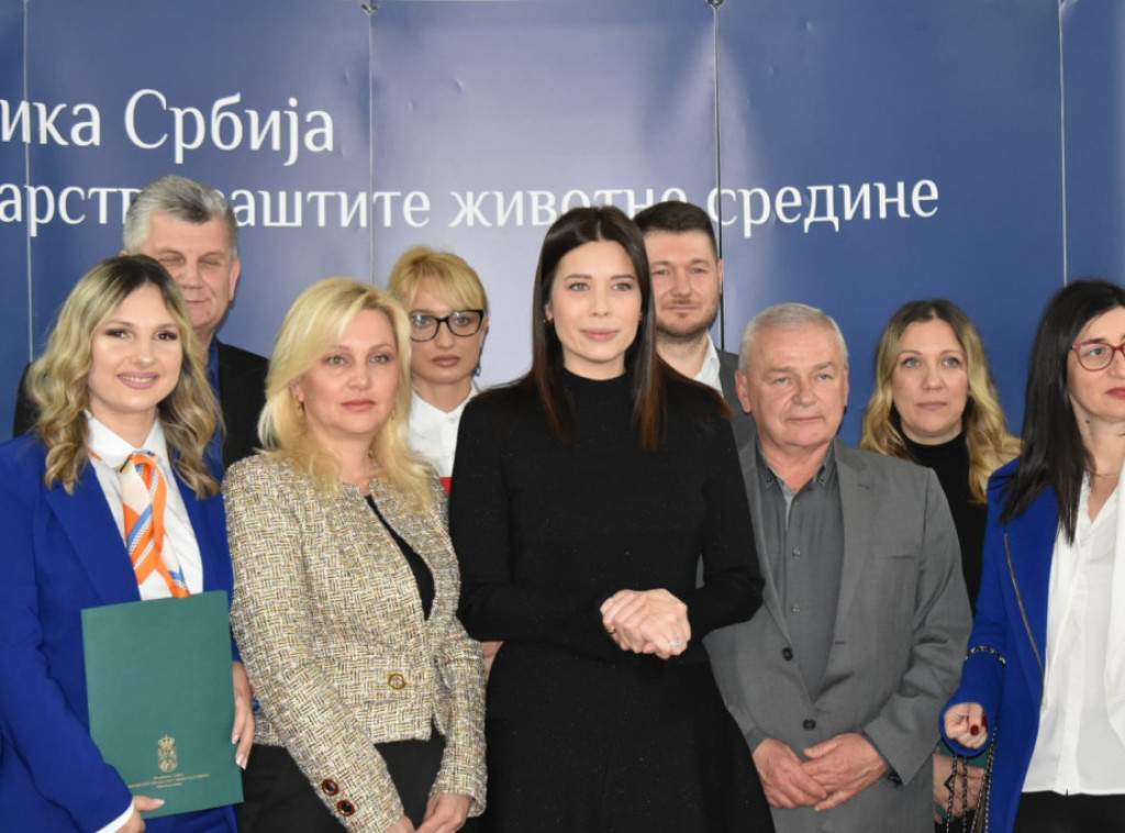 Ministarka Vujović potpisala ugovore za unapređenje kvaliteta vazduha u 65 gradova Srbije