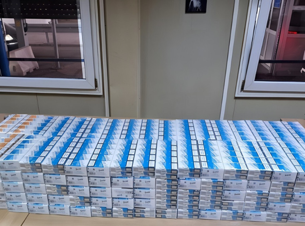 Na graničnom prelazu Preševo zaplenjeno 1.700 paklica cigareta