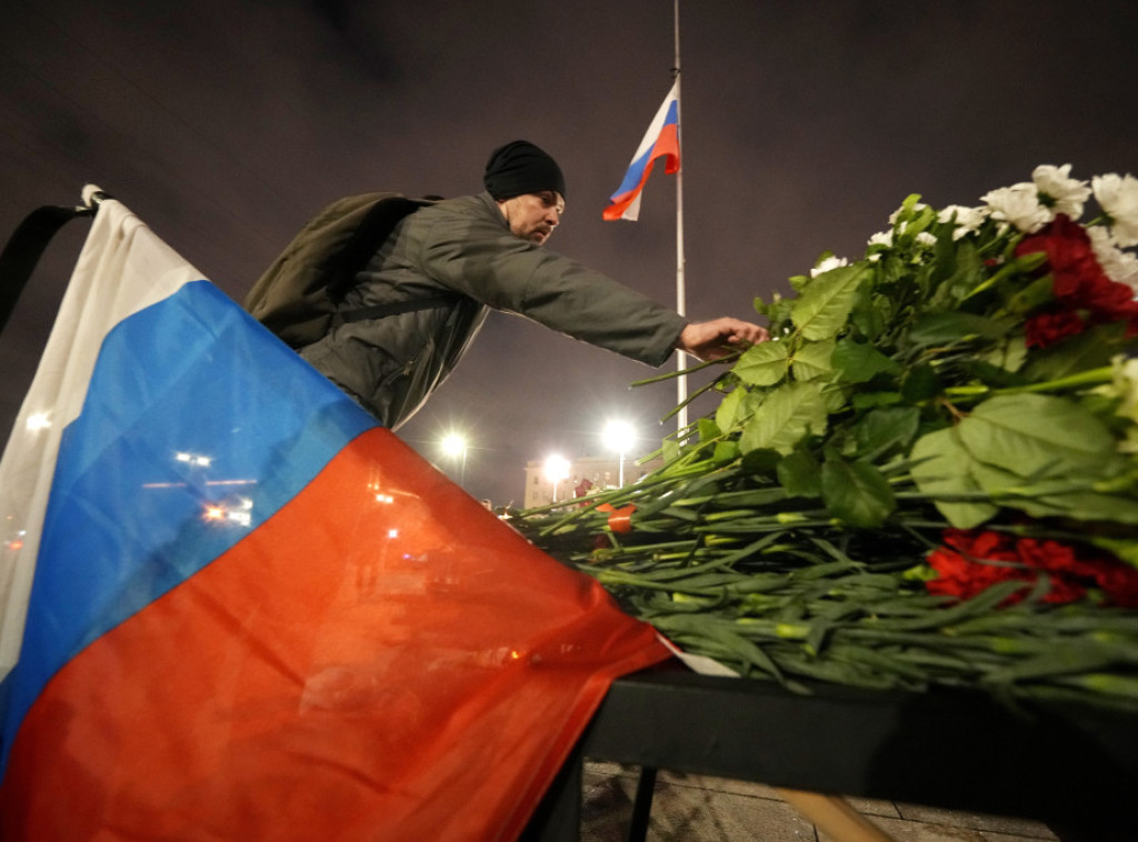 Ambasador Srbije u Rusiji odao poštu žrtvama NATO bombardovanja i masakra u Moskvi