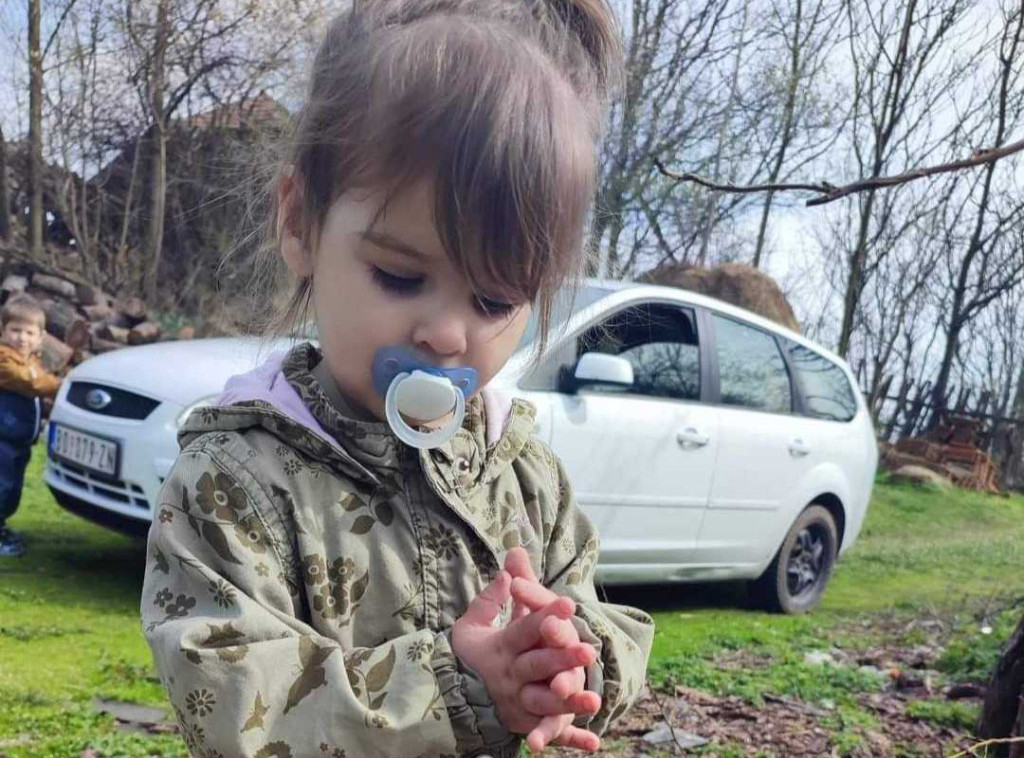 Bečka policija pokrenula istragu u slučaju nestale dvogodišnje Danke iz Bora, Interpol izdao žutu poternicu