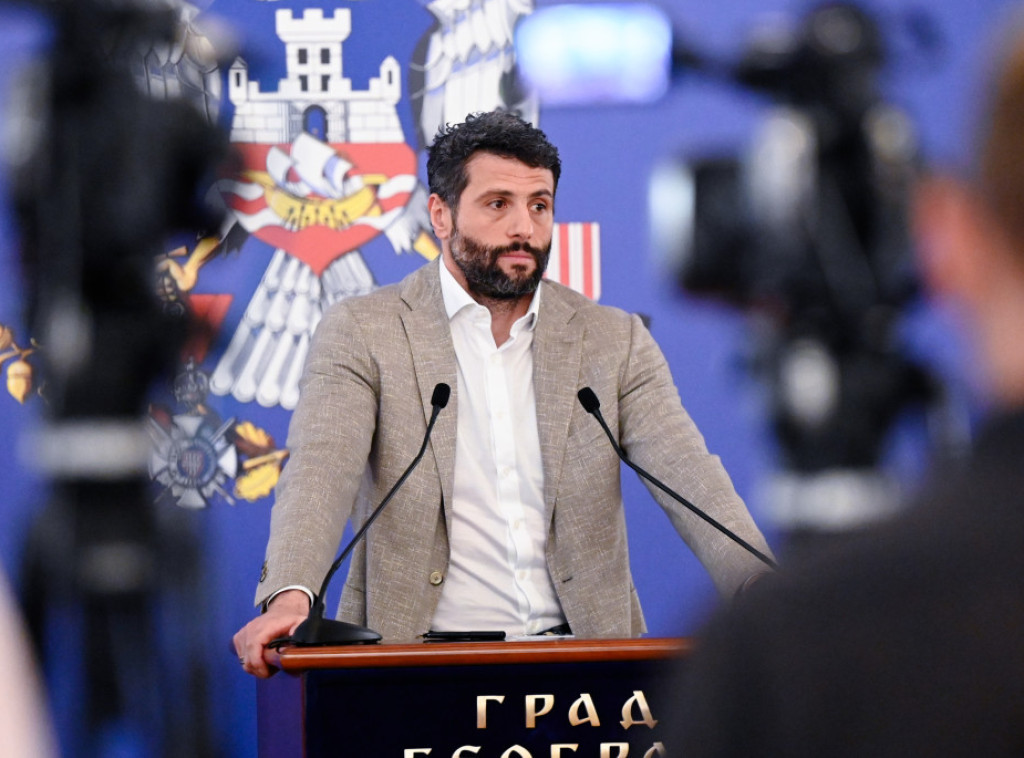 Aleksandar Šapić: Posle praznika sva taksi vozila u Beogradu biće bele boje