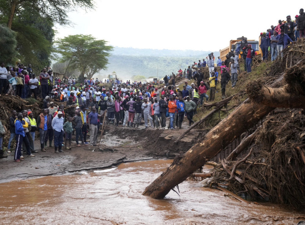 Broj poginulih usled poplava u Keniji povećao se na 210