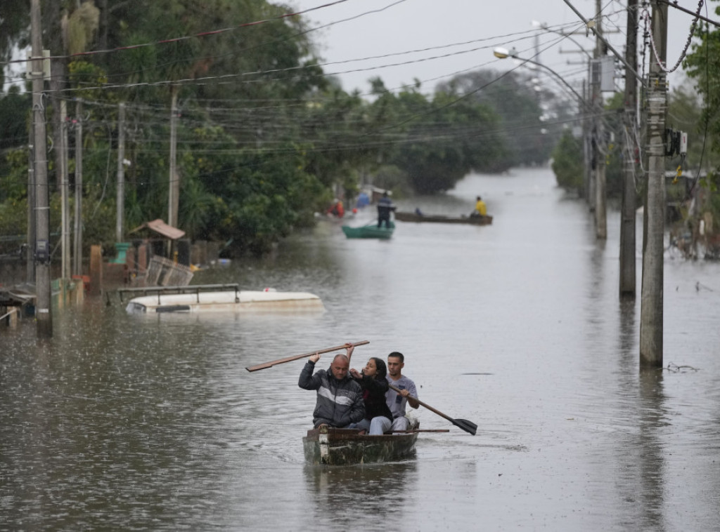 U poplavama u Brazilu nastradalo 113 osoba, a 146 se vodi kao nestalo