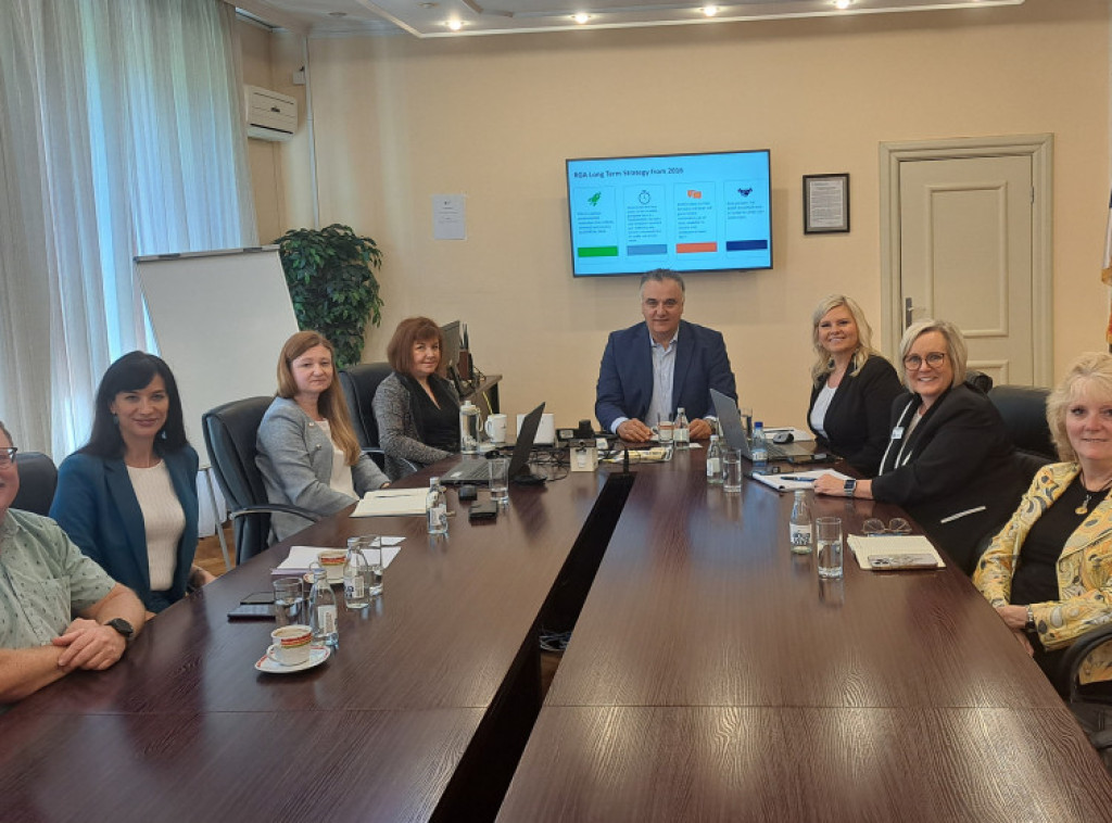 Republički geodetski zavod uspostavlja saradnju sa IAAO, otvara se kancelarija u Beogradu