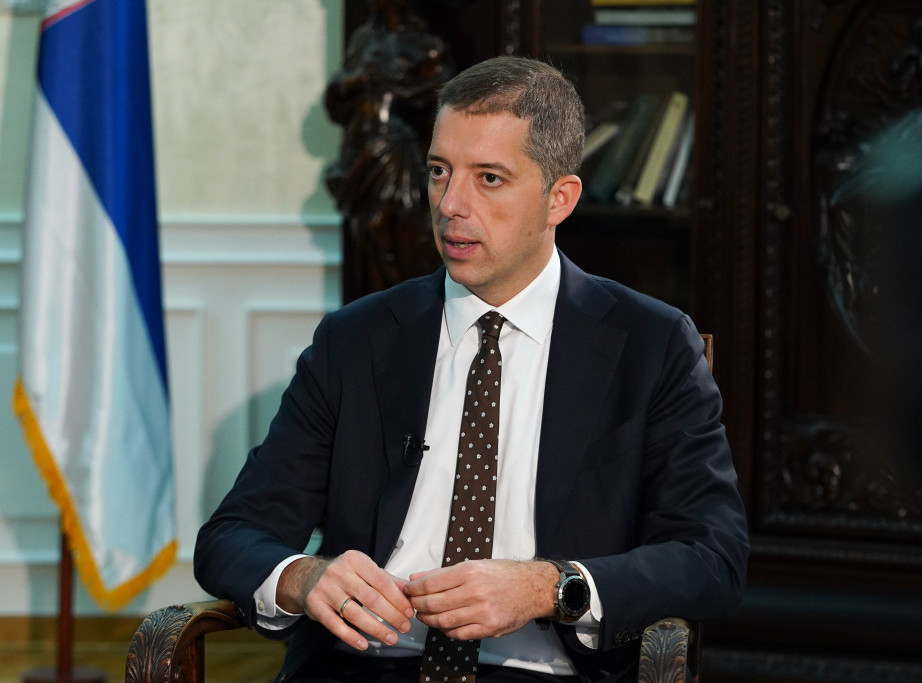 Djuric: Gov't continues to transform Serbia vigorously