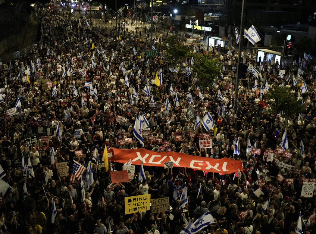 Izrael: Demonstranti zahtevaju hitan dogovor o taocima, obratila se Hilari Klinton