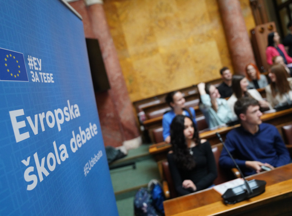 U Skupštini Srbije održana finalna debata Evropske škole debate