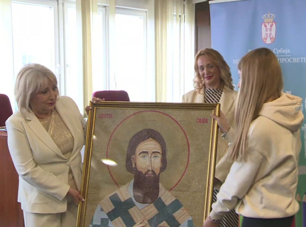Učenici iz Rume poklonili ministarki Đukić Dejanović ikonu Svetog Save