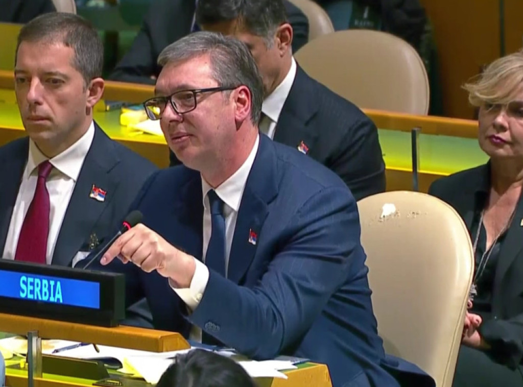 Srebrenica resolution highly politicised, Vucic says, calls on UNGA to vote against