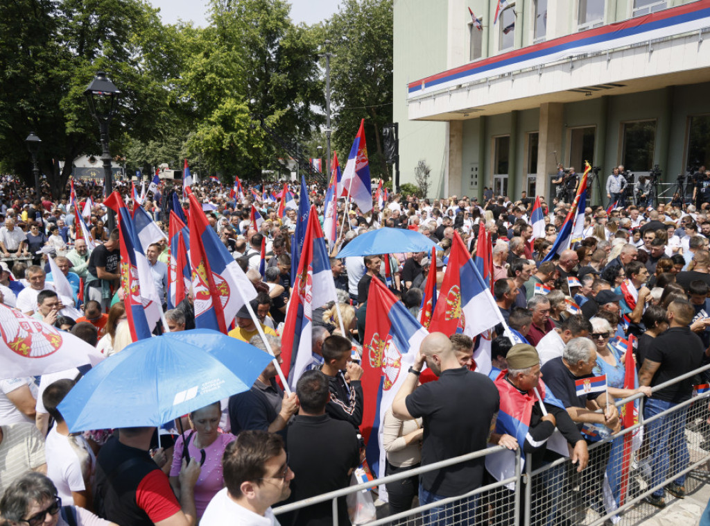 U Valjevu održan predizborni skup koalicije oko SNS