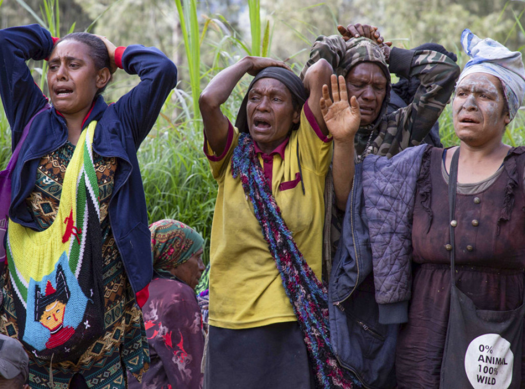 Papua Nova Gvineja: Srušio se most preko kojeg se doprema pomoć za žrtve klizišta