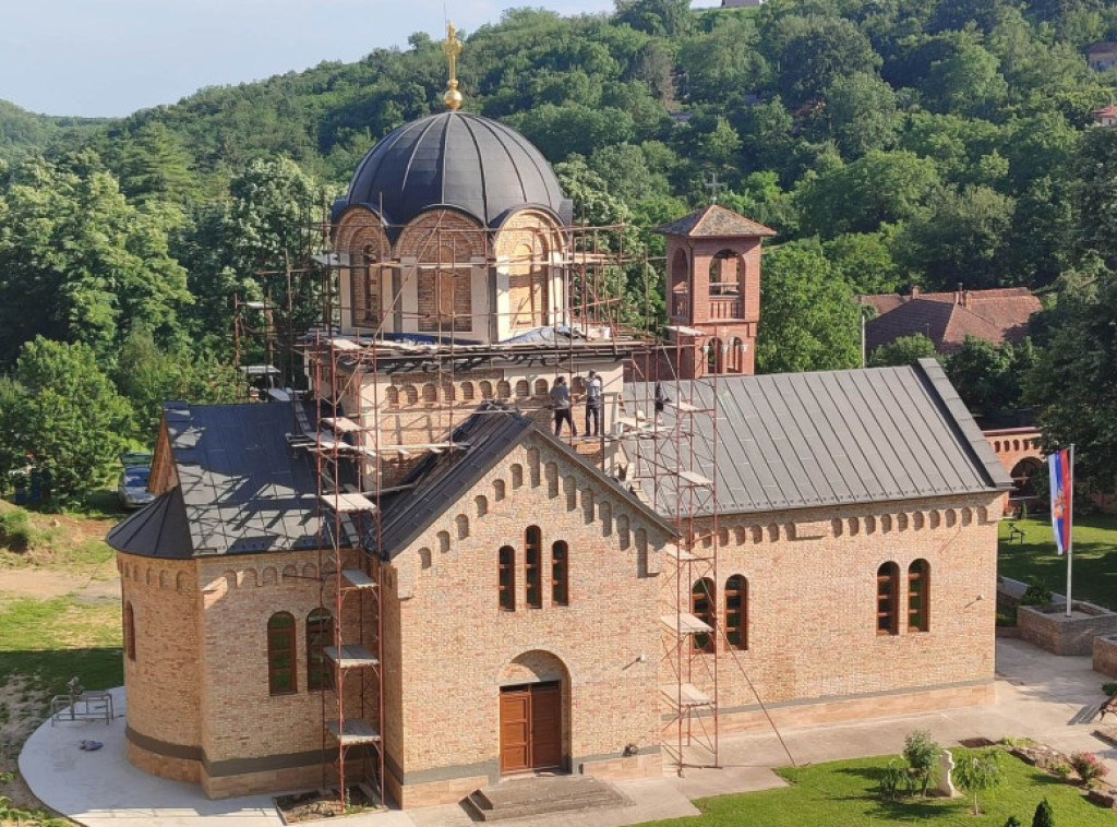 U toku obnova manastira Bešenovo na Fruškoj gori, biće izgrađen i glavni konak