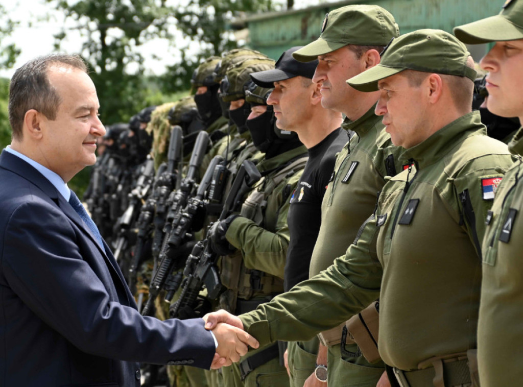 Dačić: Žandarmerija veoma važna za bezbednost zemlje i zaštitu nacionalnih interesa