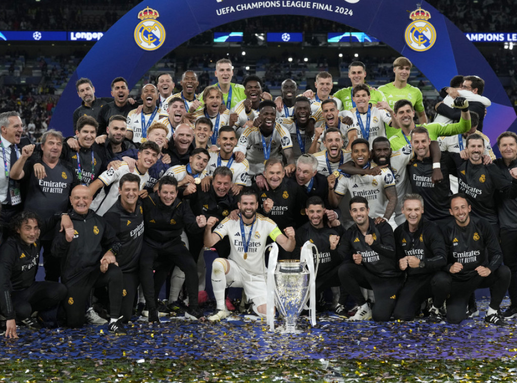 Real Madrid 15. put šampion Evrope, Karvahal i Vinisijus kaznili promašaje Dortmunda