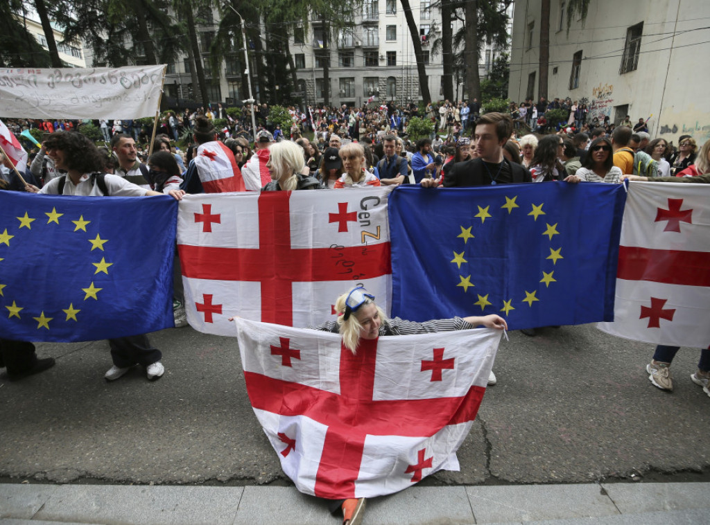 SAD: Nećemo oklevati da uvedemo sankcije Gruziji zbog zakona o stranim agentima