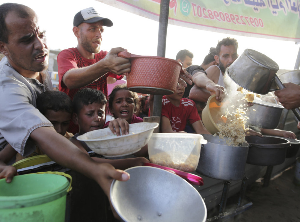 IDF uvodi dnevne pauze vojnih aktivnosti radi dotoka humanitarne pomoći u Gazu