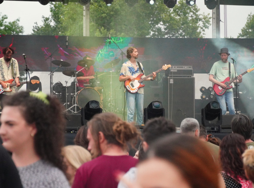 Rok grupa “Jarboli” otvorila prvo veče muzičkog festivala “Beer Fest”