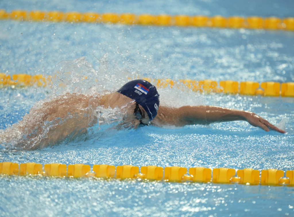 OI: Srpski plivači Andrej Barna i Velimir Stjepanović plasirali se u polufinale na 100 metara slobodnim stilom