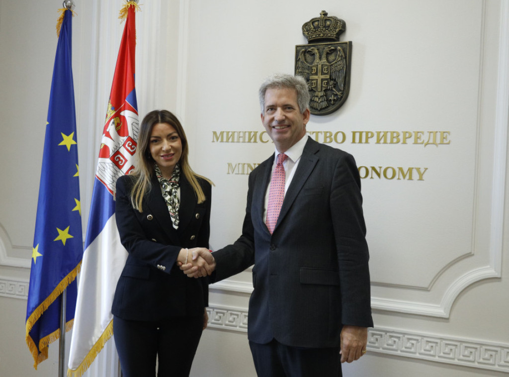 Adrijana Mesarović razgovarala sa britanskim ambasadorom o unapređenju saradnje Srbije i Ujedinjenog Kraljevstva