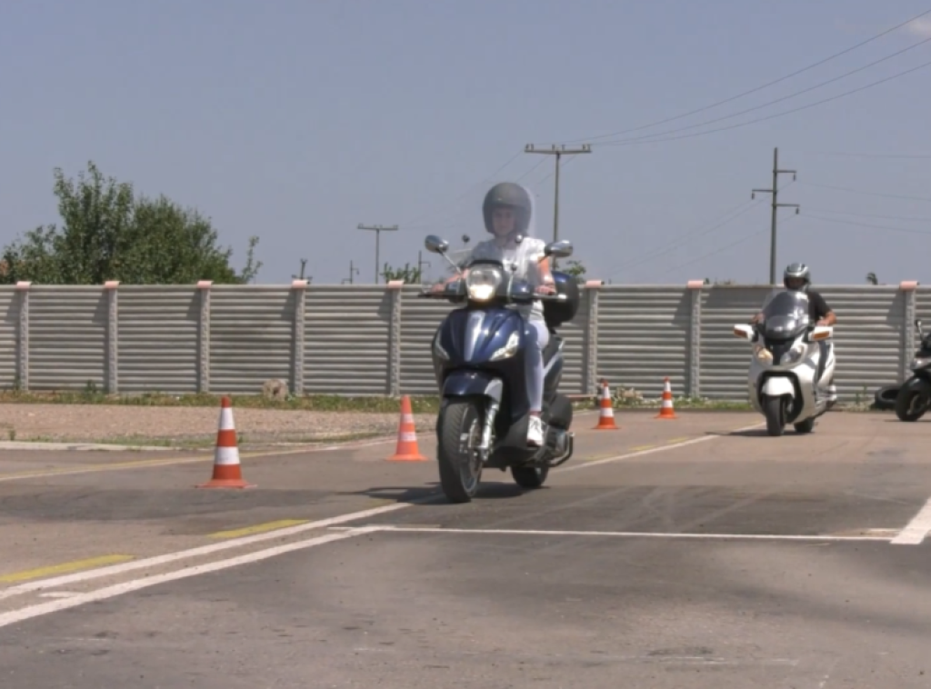 U Ćupriji organizovan trening bezbedne vožnje motocikala